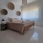 Appartamento Almaré - T3 Em A 15 Min Da Da Falésia