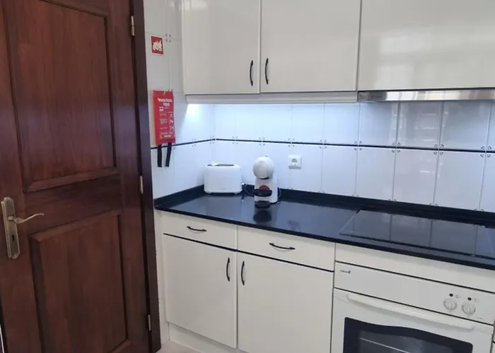 Almare - T3 Em A 15 Min Da Da Falesia *