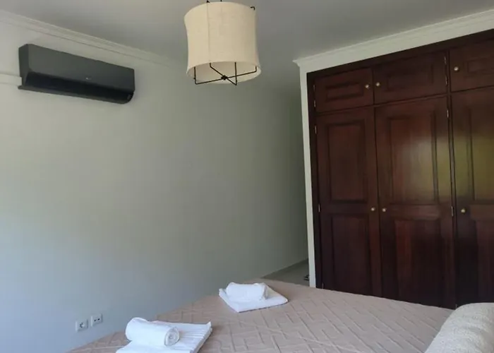 Almare - T3 Em A 15 Min Da Da Falesia *